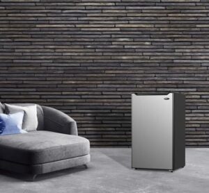 Danby DCR044B1SLM-6 Diplomat Compact Mini Fridge with Freezer in Stainless Steel