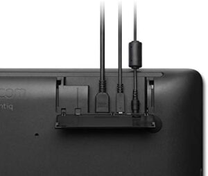 Cintiq 22 Drawing Tablet with HD Screen and 8192 Pressure Levels