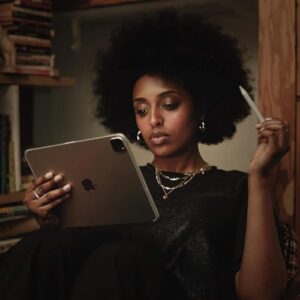 2020 Apple iPad Pro 2nd Gen 11 inch Space Gray (Renewed) with vibrant display and powerful A12Z Bionic chip