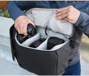Peak Design Everyday Backpack 20L in Ash, perfect for travel, photography, and tech gear